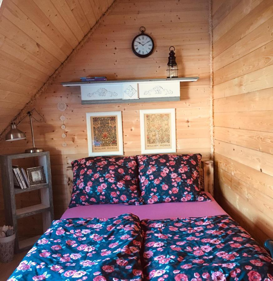 Behappy Woodhouse Villa Jastrzębia Góra Buitenkant foto