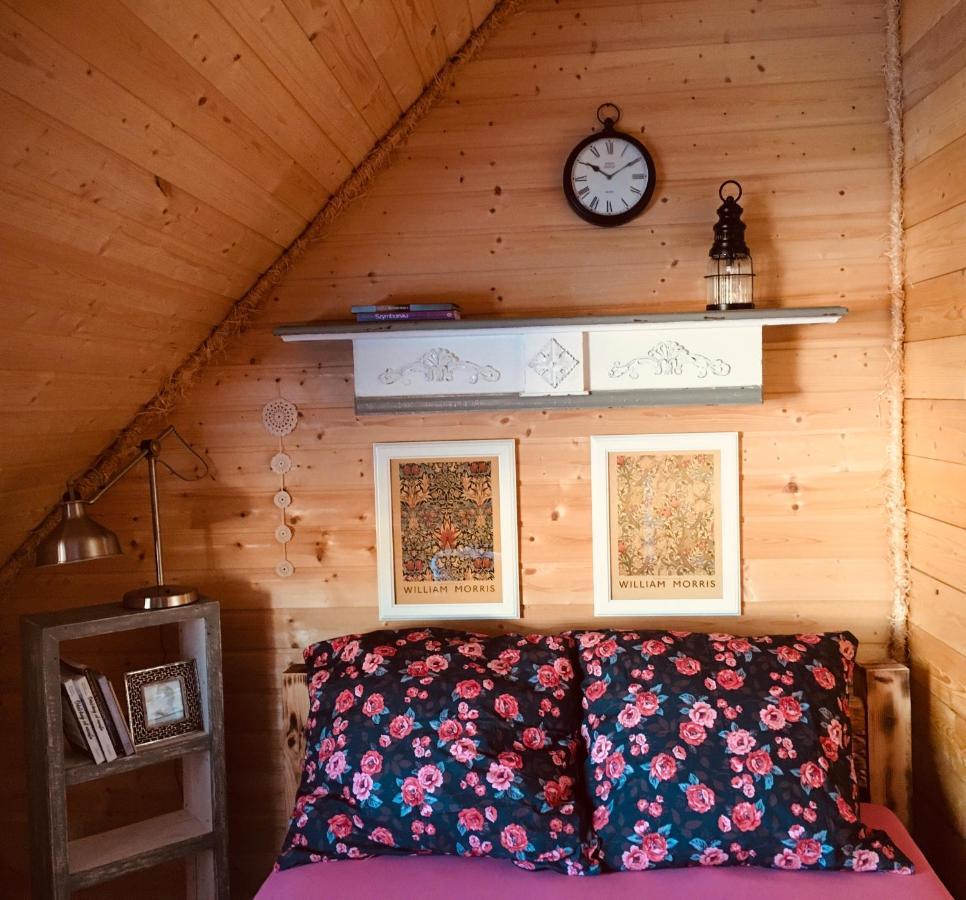 Behappy Woodhouse Villa Jastrzębia Góra Buitenkant foto